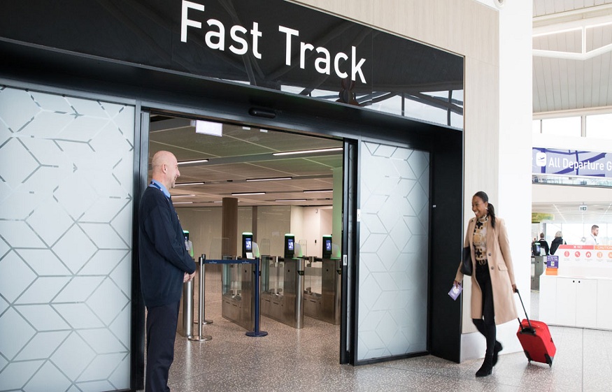 book fast track airport parking